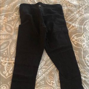 Lululemon Capri yoga pants
